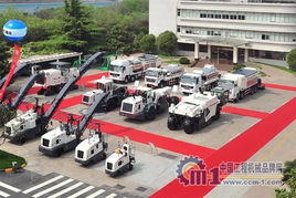 技術引領，合作共贏——2012年徐工養(yǎng)護產(chǎn)品技術交流暨產(chǎn)品展示會成功召開